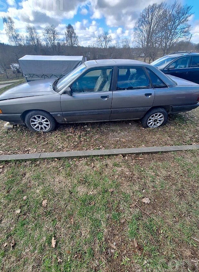 Audi 100 — foto 2