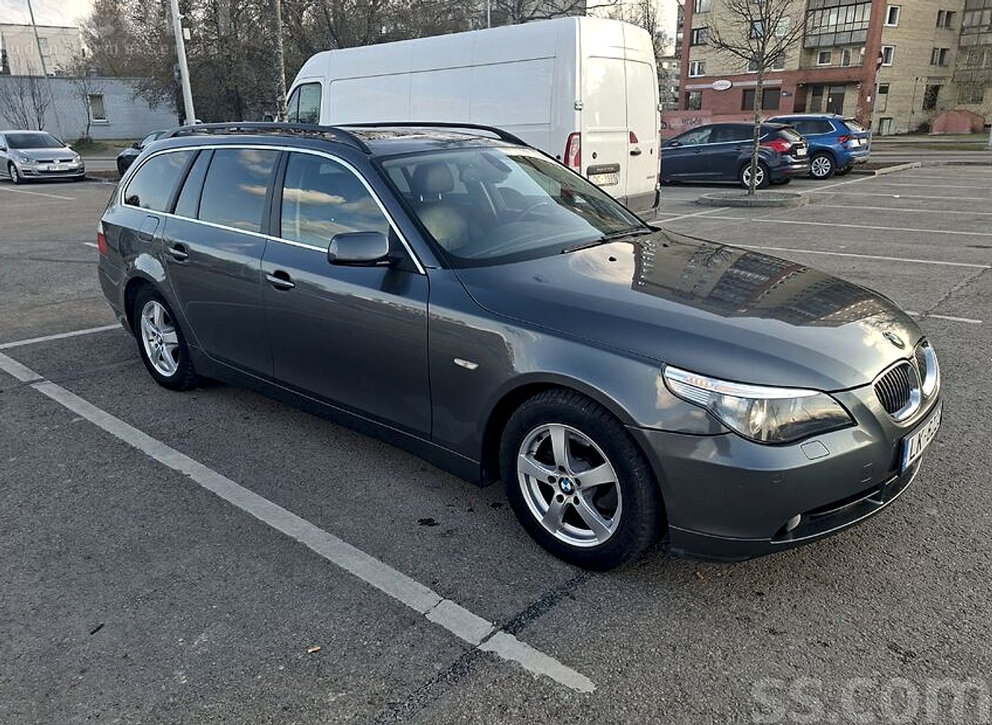 BMW 525 — foto 3