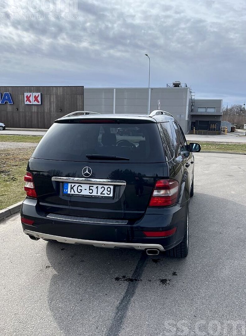 Mercedes-Benz ML280 — foto 5