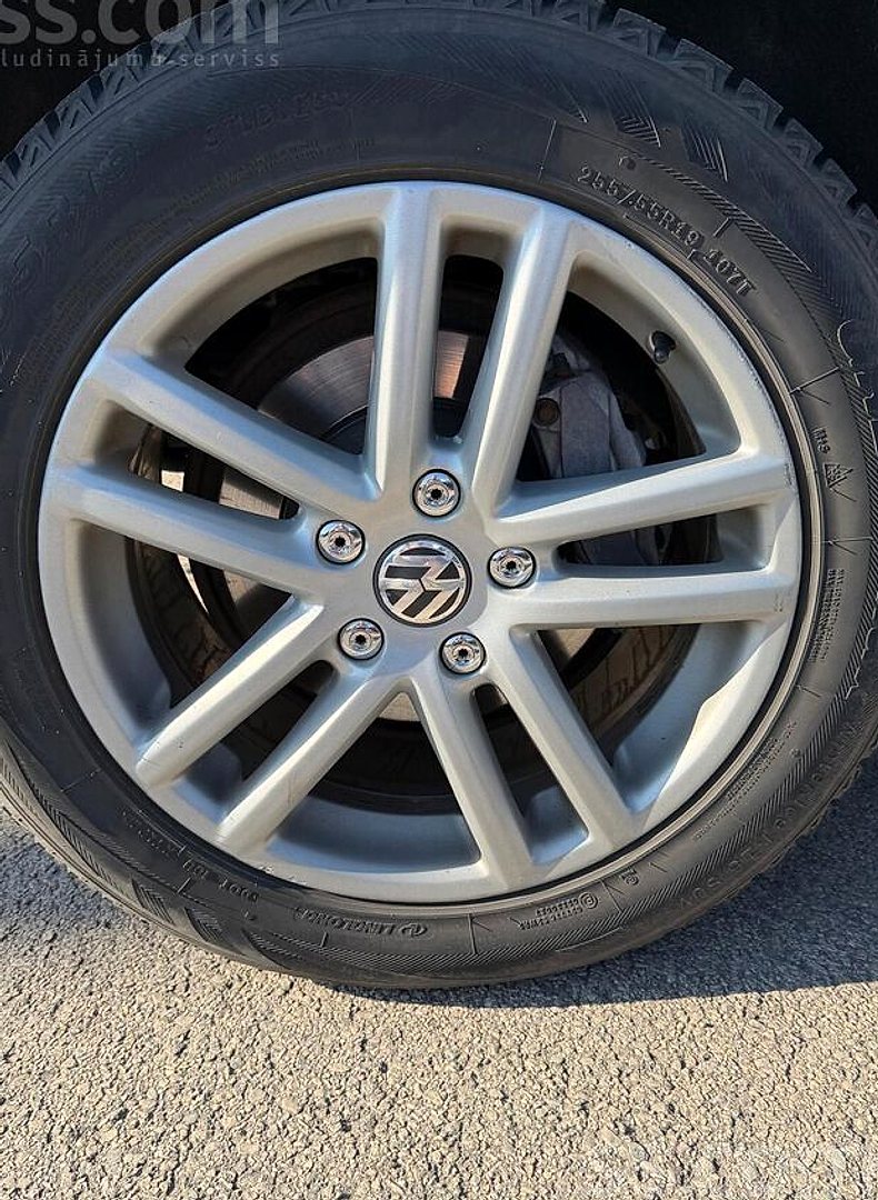 Volkswagen Touareg — foto 5