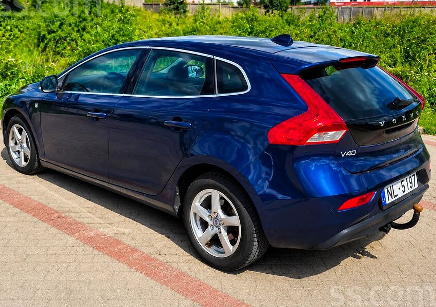Volvo V40 — foto 4