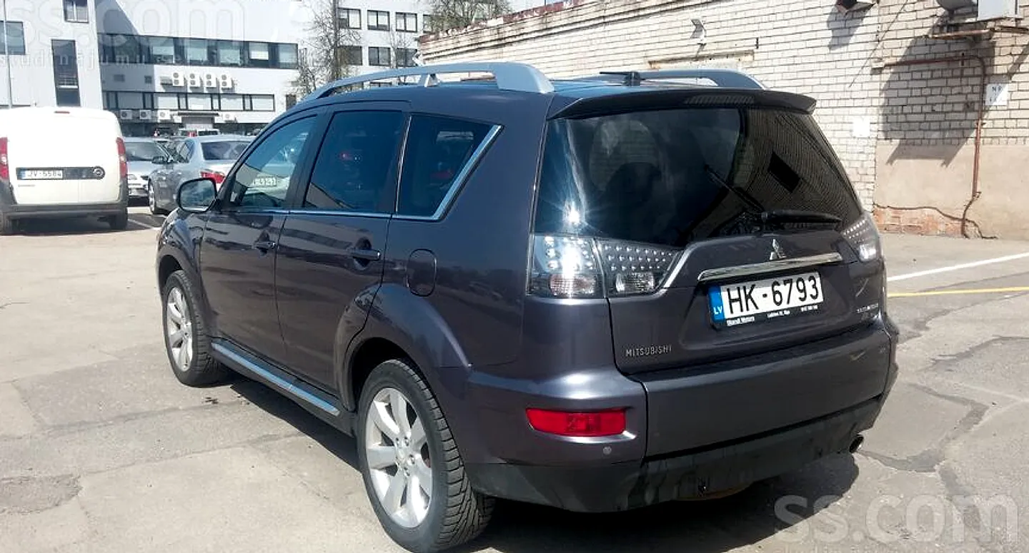 Mitsubishi Outlander, 2010. gads
