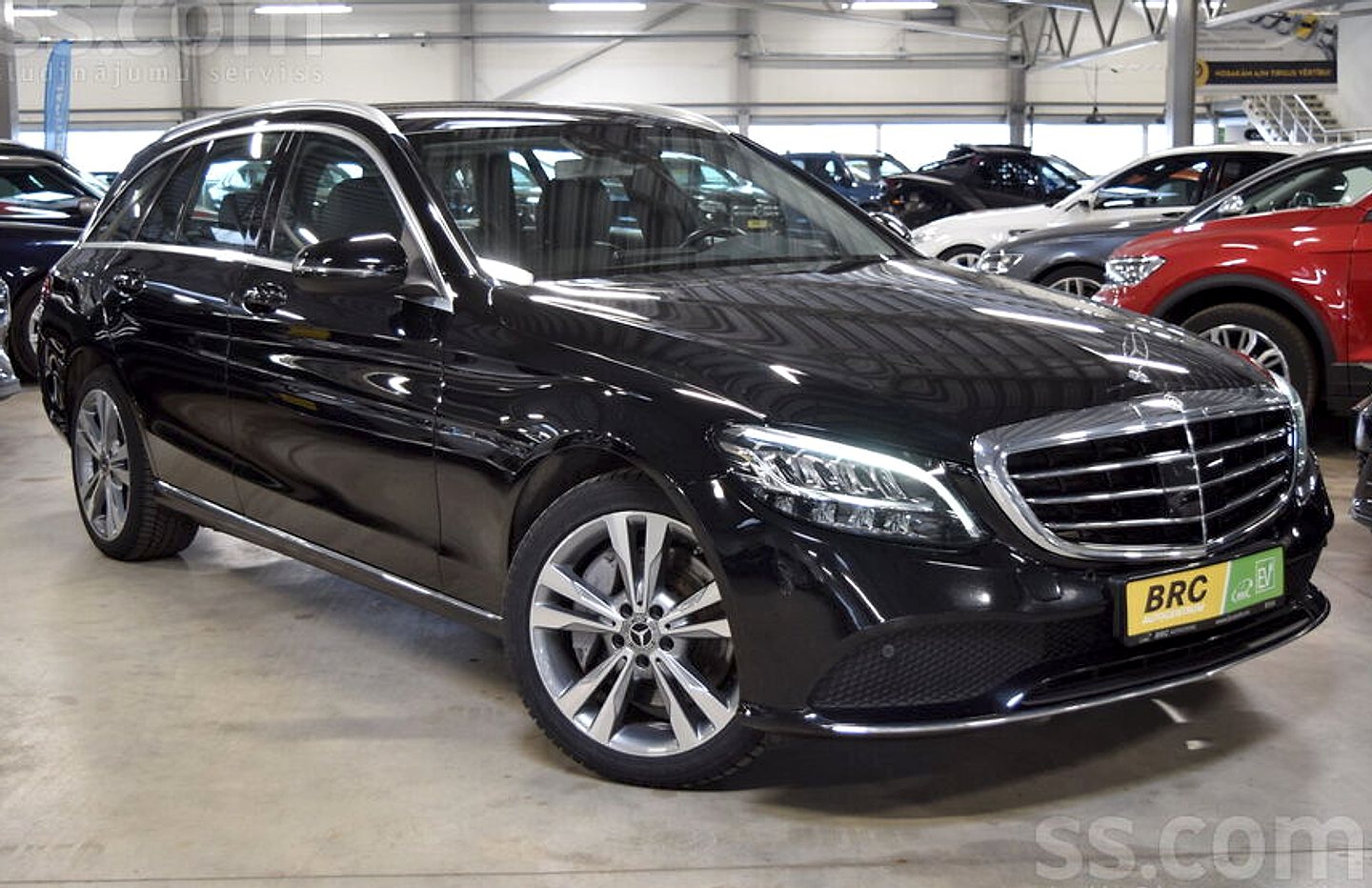 Mercedes-Benz C300, 2020. gads