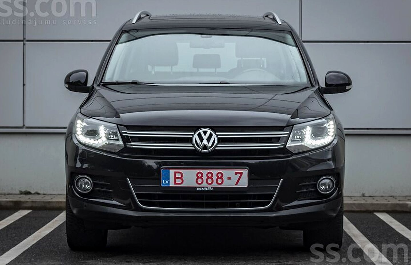 Volkswagen Tiguan — foto 2