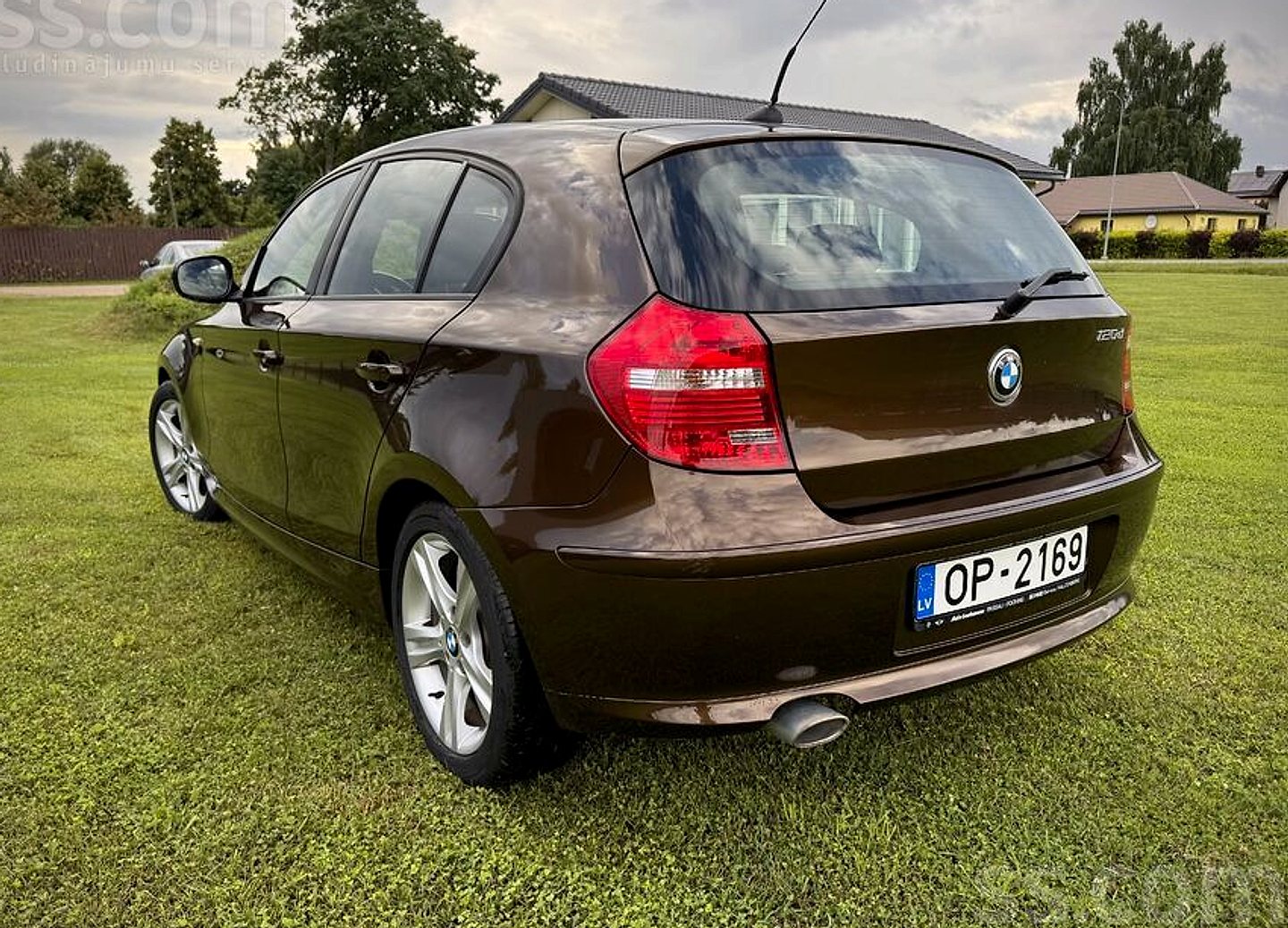 BMW 120 — foto 4