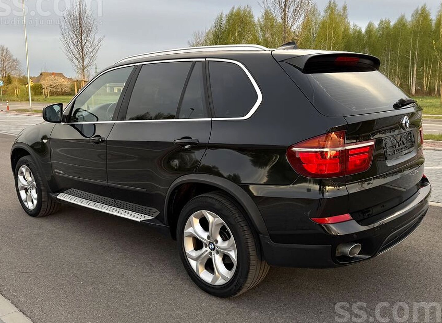 BMW X5 — foto 2