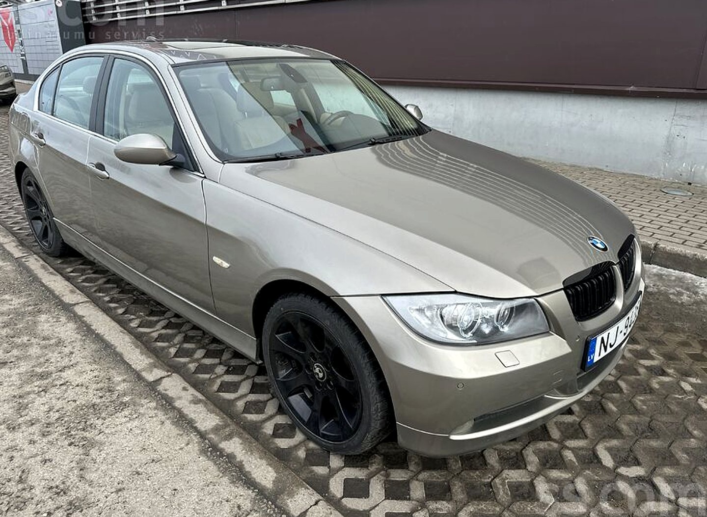 BMW 325 — foto 2