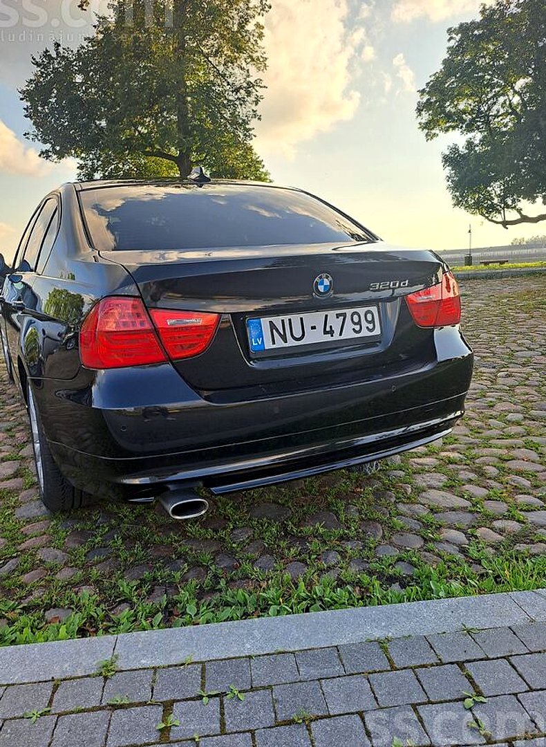 BMW 320 — foto 5