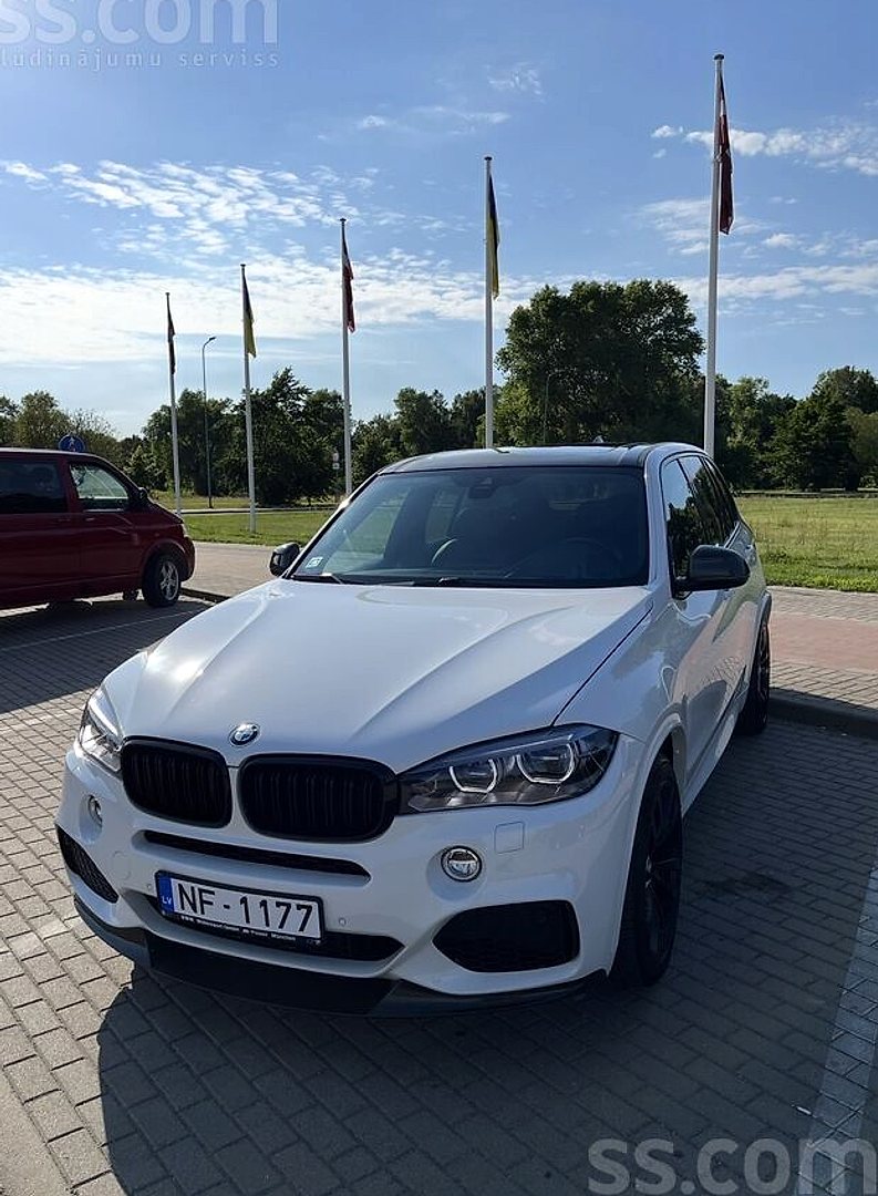 BMW X5 — foto 3