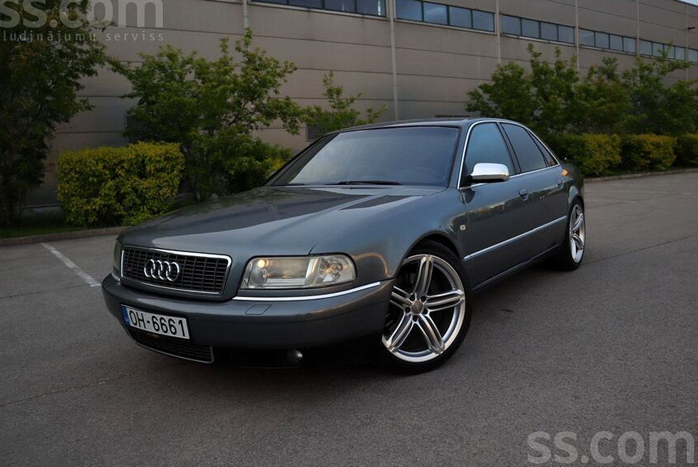 Audi S8 — foto 2