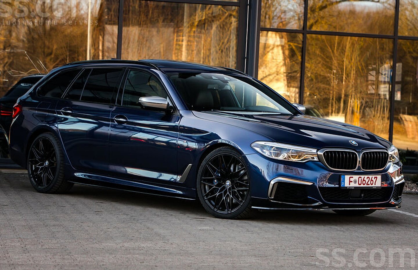 BMW 550 — foto 2