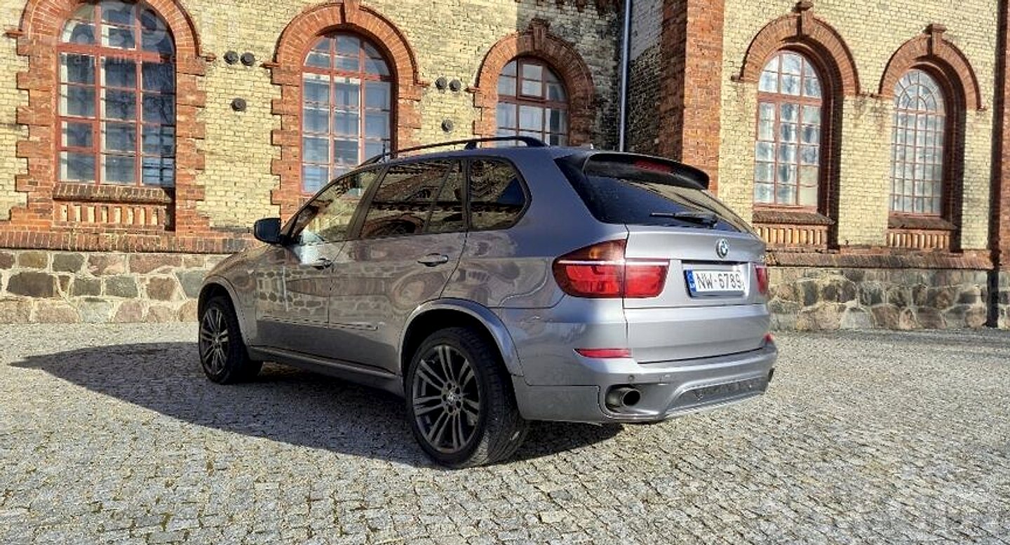 BMW X5 — foto 2