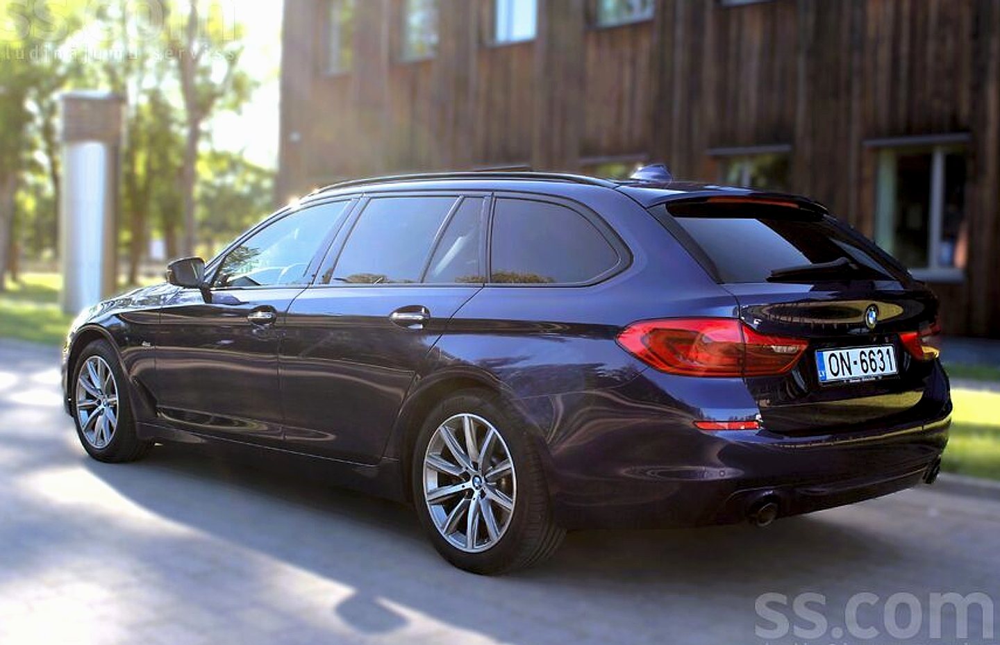 BMW 520 — foto 4