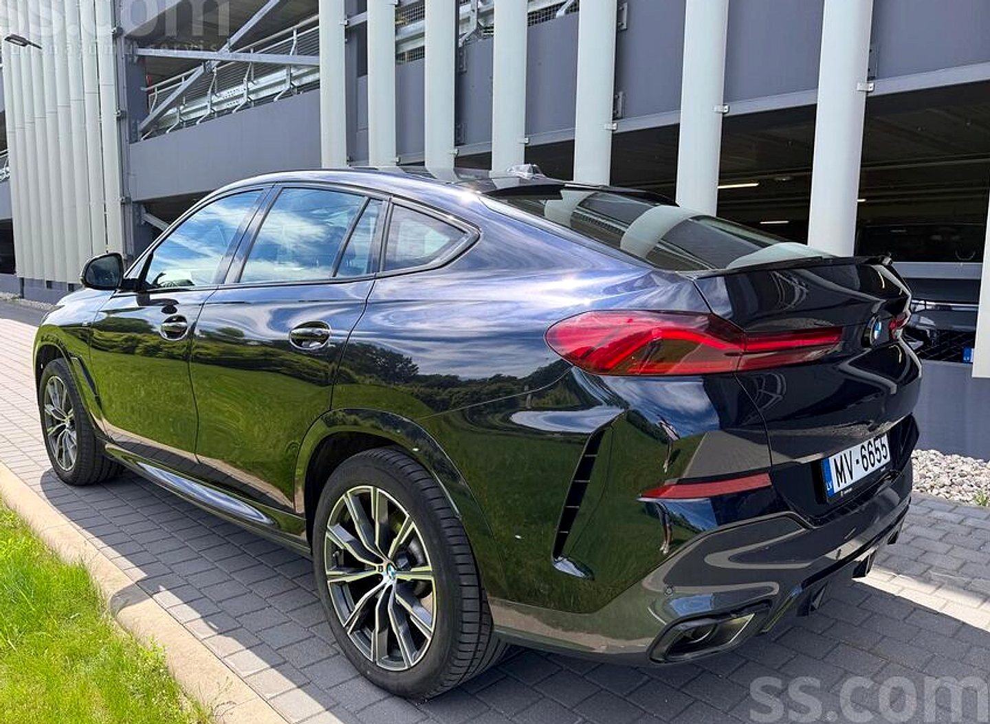 BMW X6 — foto 3