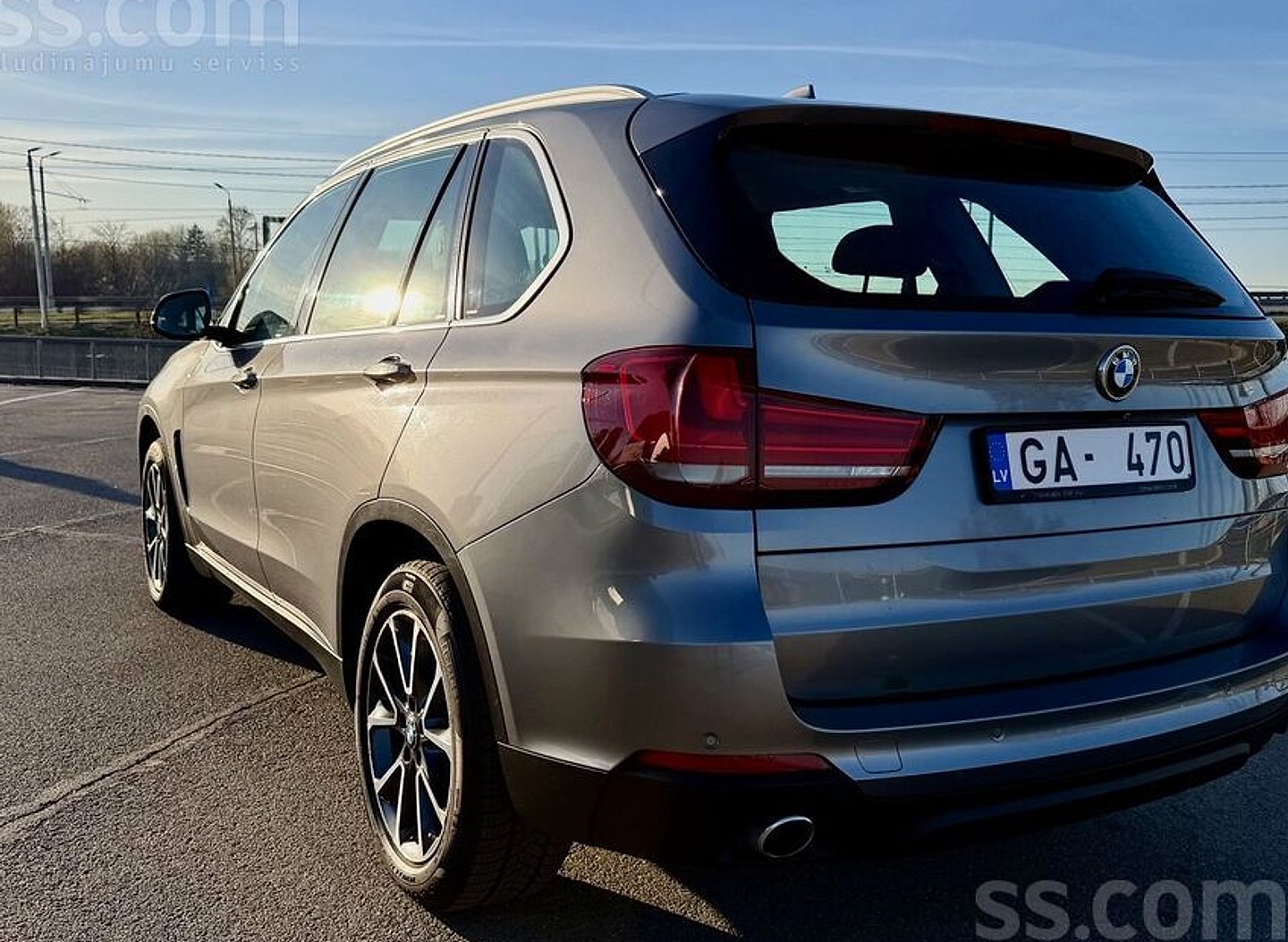 BMW X5 — foto 3