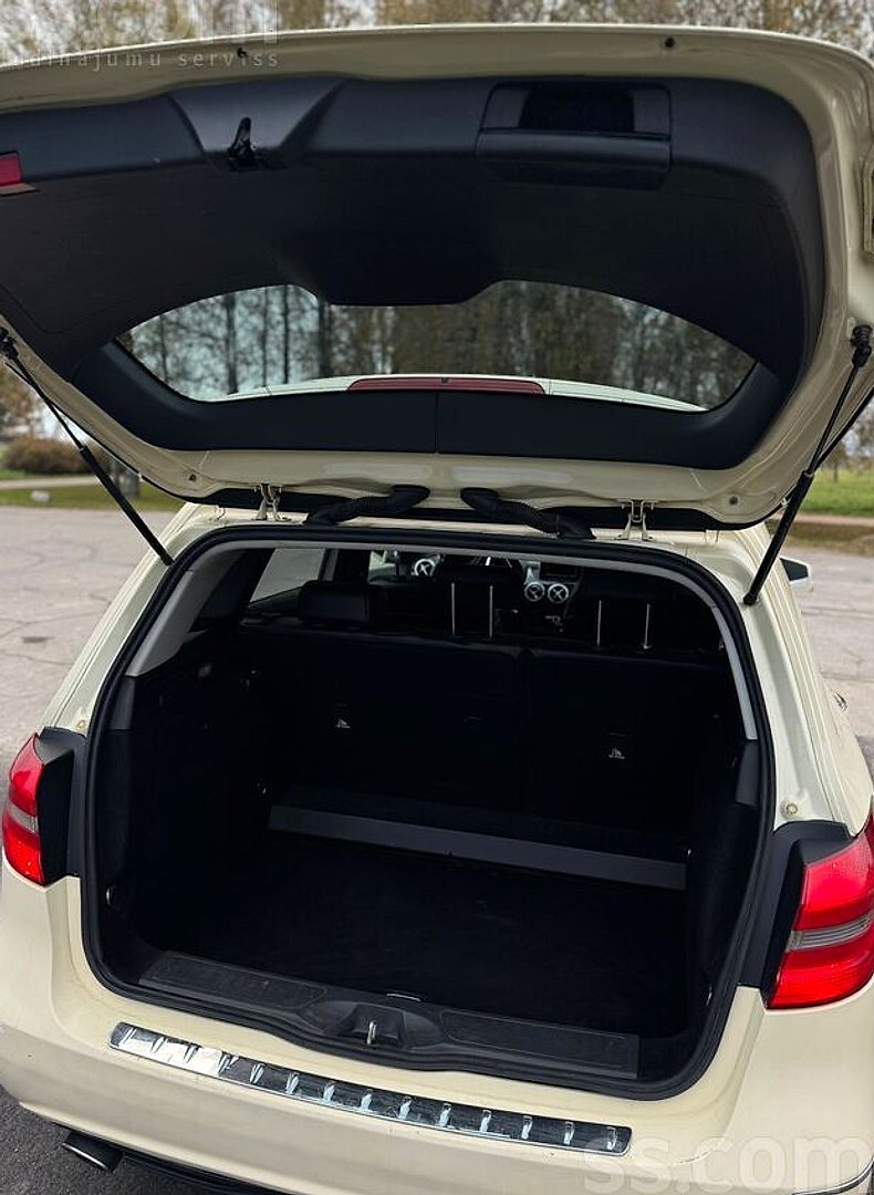 Mercedes-Benz B180 — foto 5