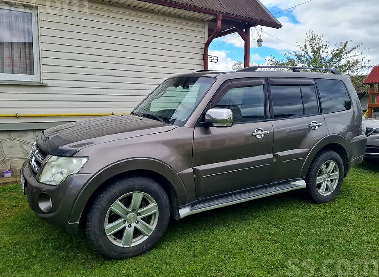 Mitsubishi Pajero, 2012. gads