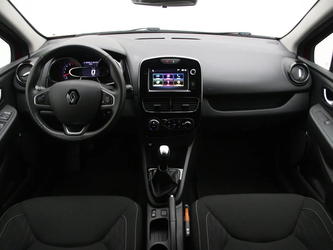 Renault Clio — foto 3