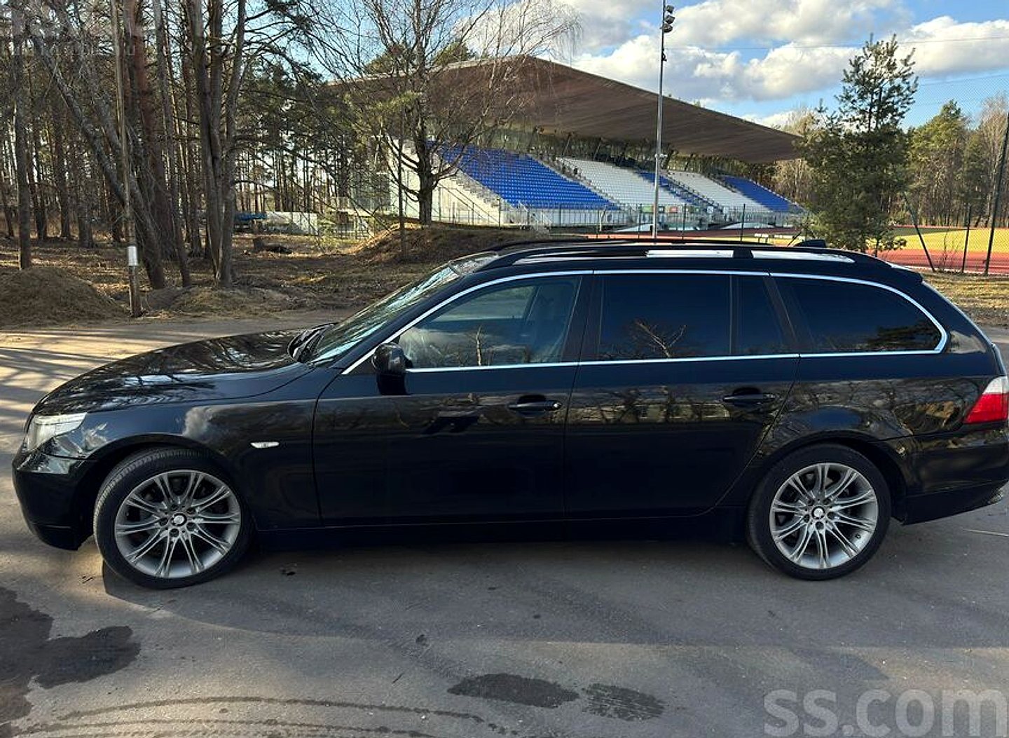 BMW 525 — foto 2