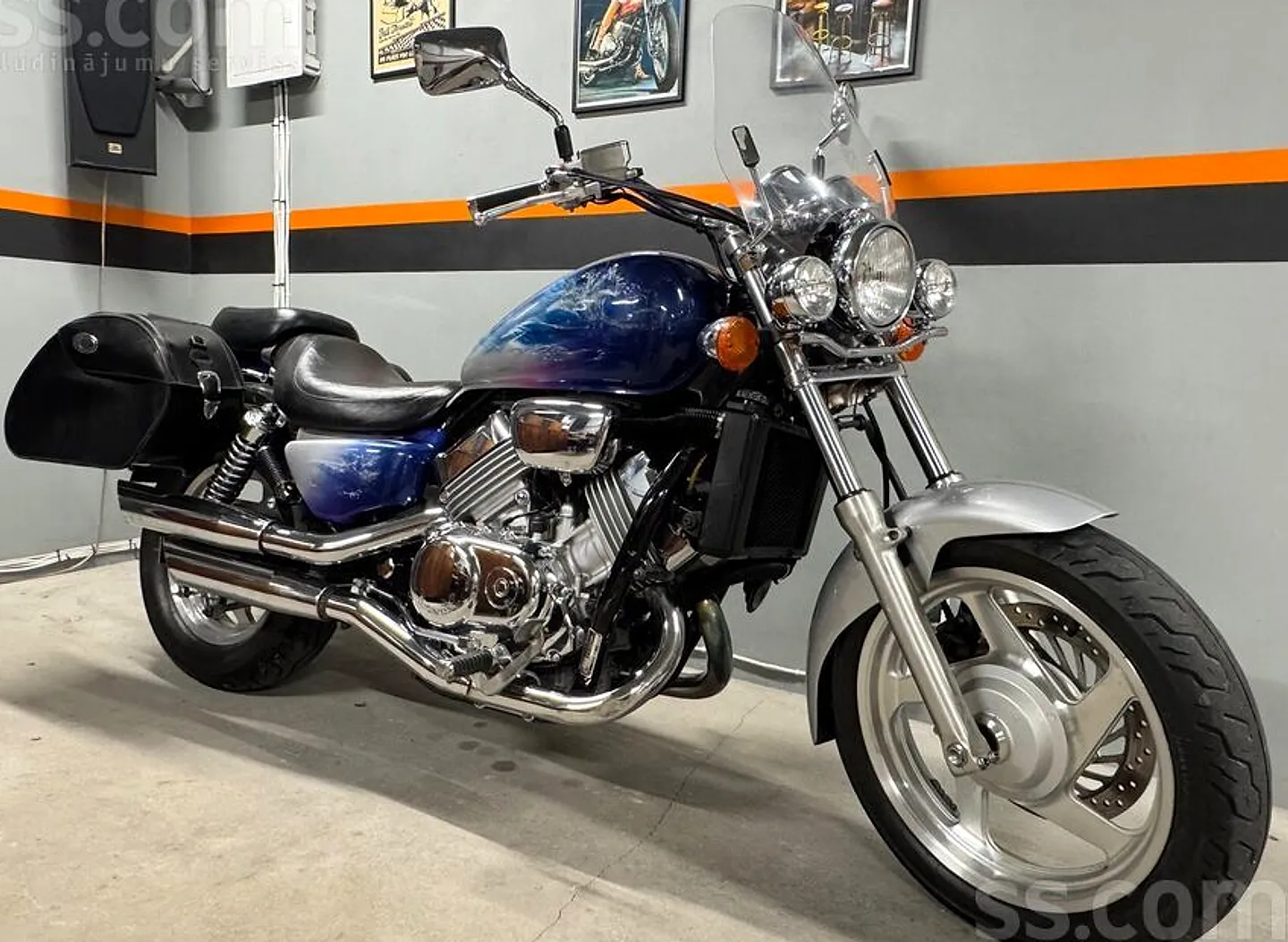 Honda Vf750 magna