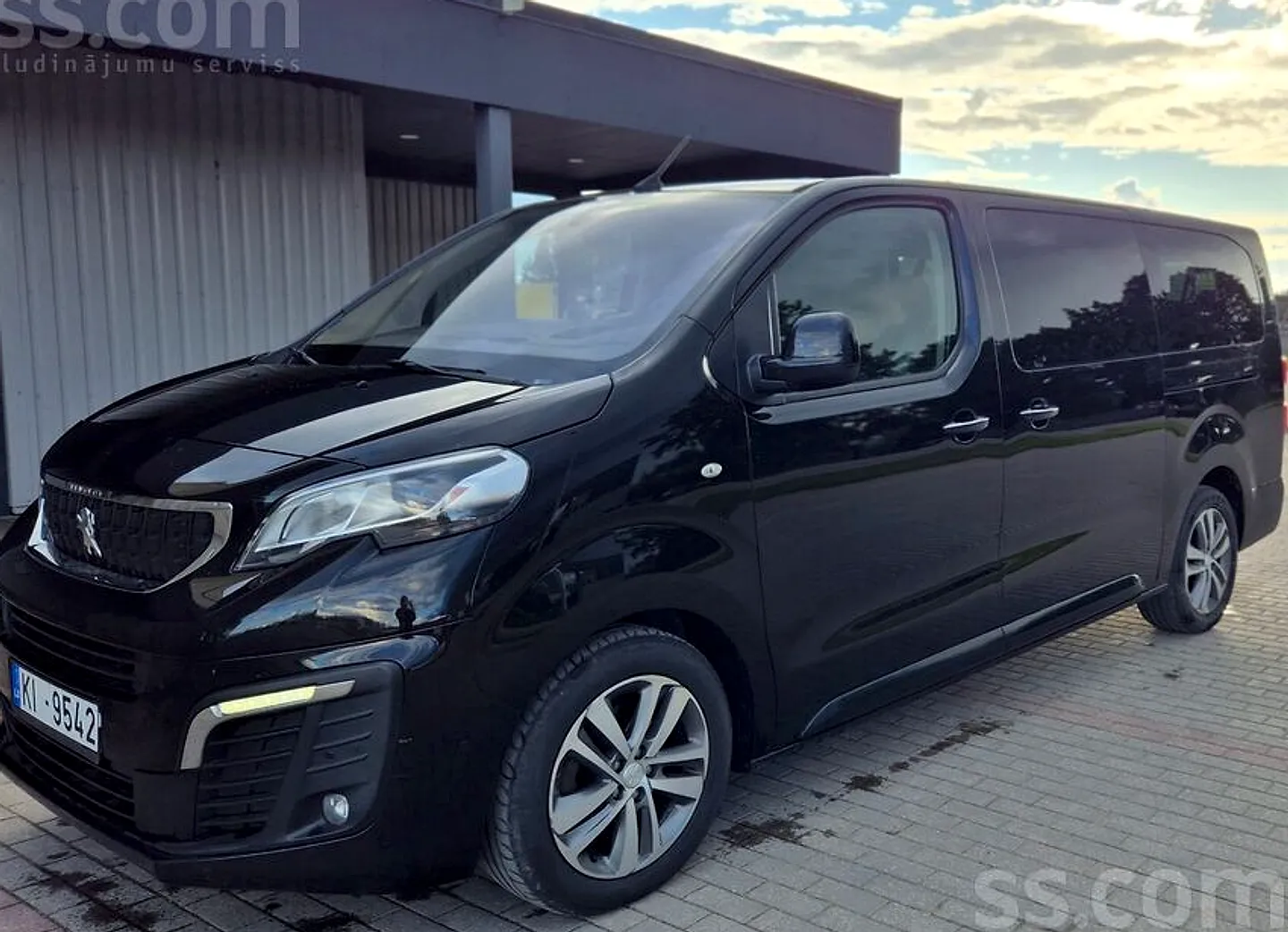 Peugeot Traveller, 2018. gads