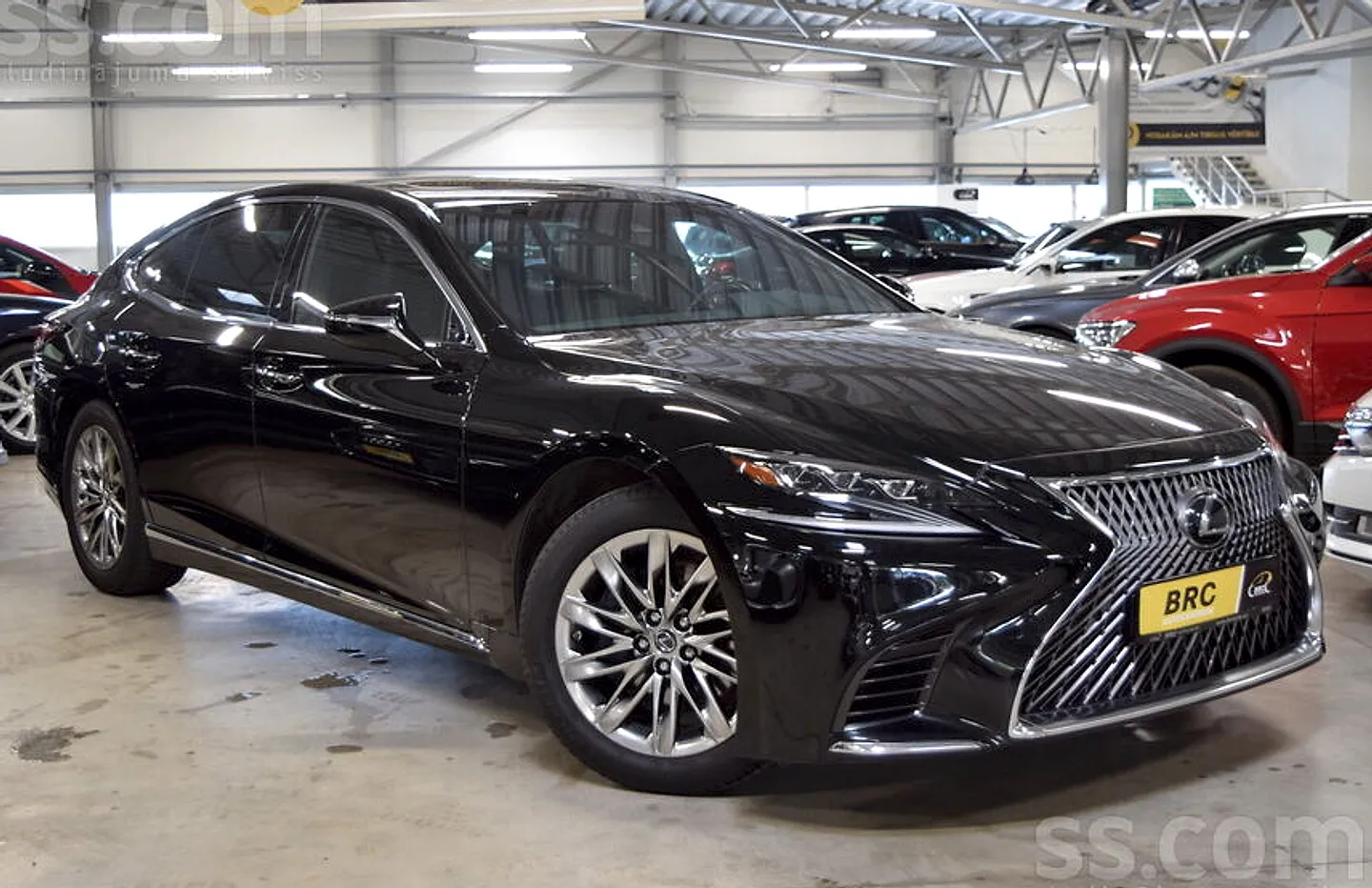 Lexus LS, 2018. gads