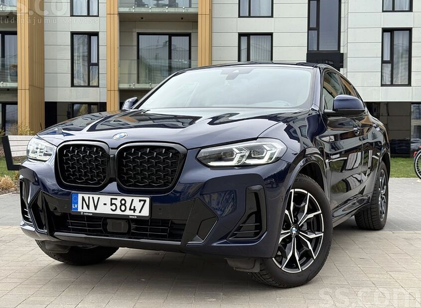 BMW X4 — foto 2