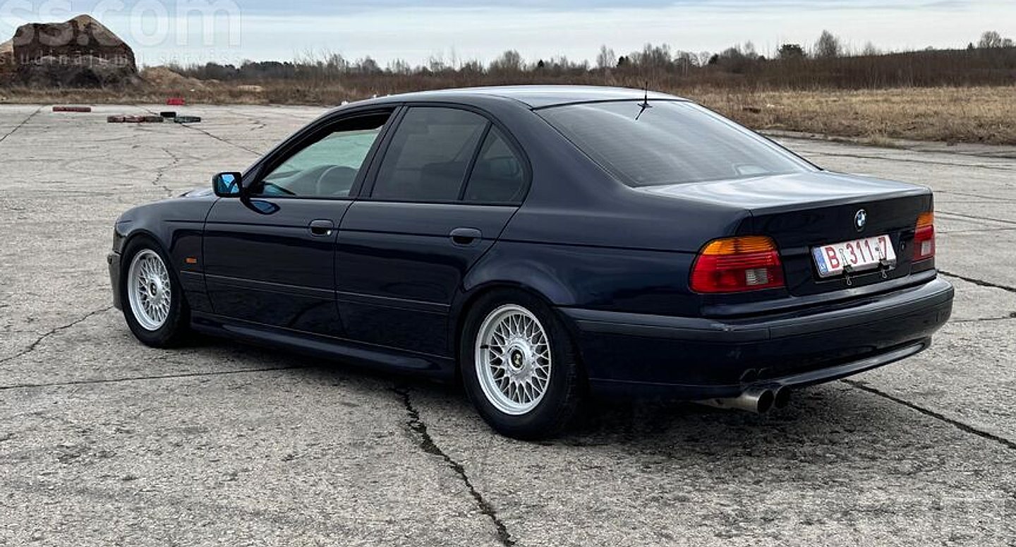 BMW 528 — foto 3