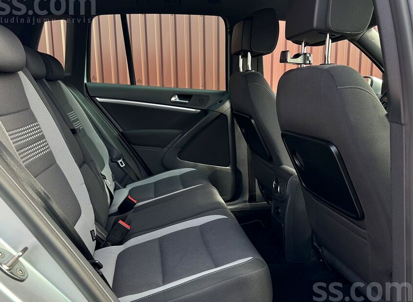 Volkswagen Tiguan — foto 4