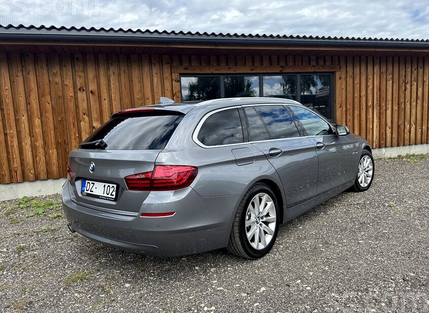 BMW 518 — foto 5