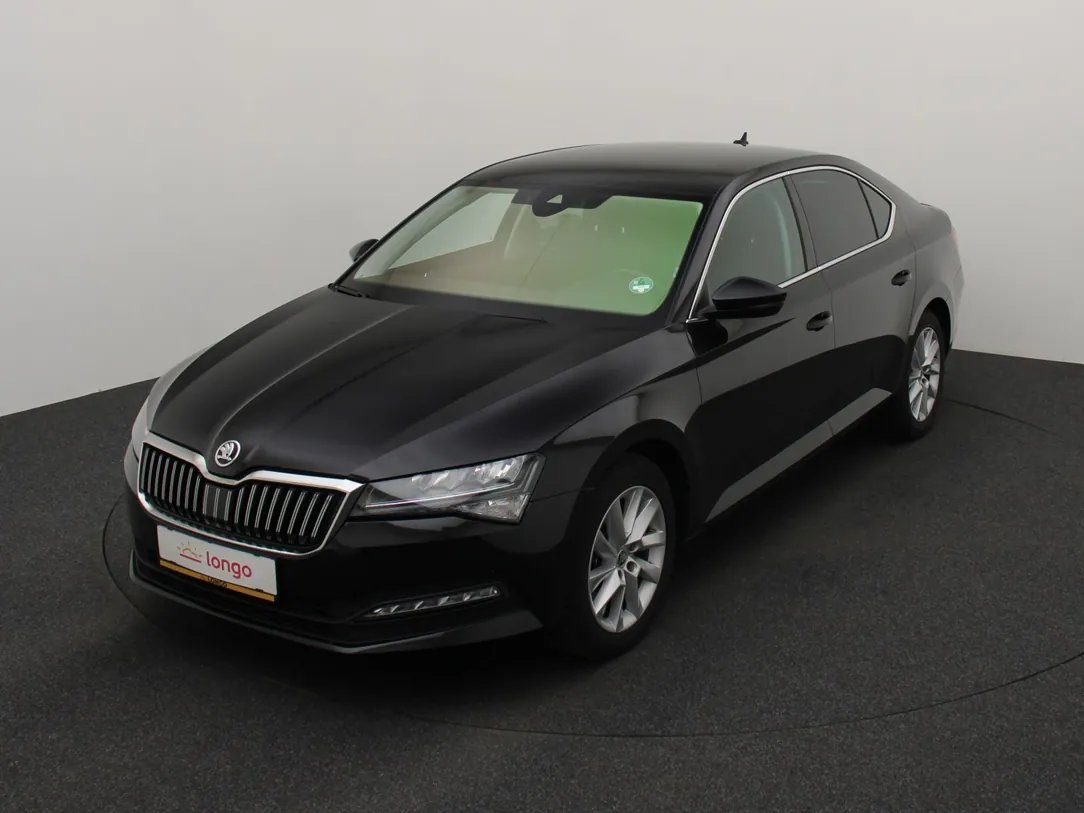 Škoda Superb — foto 2