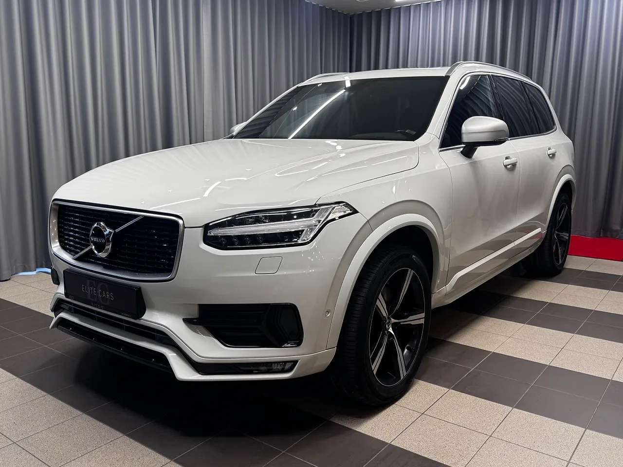 Volvo XC90 D5 R-Design, 2015. gads