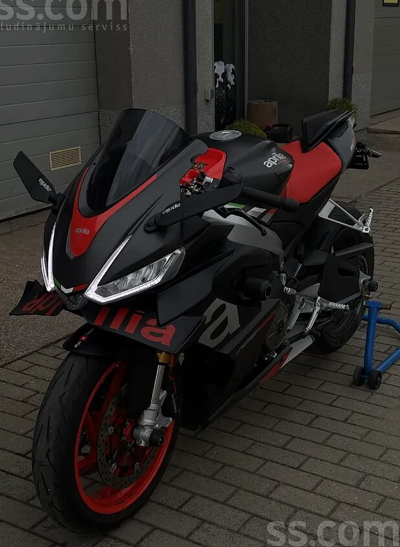 Aprilia Rs 660, 2021. gads