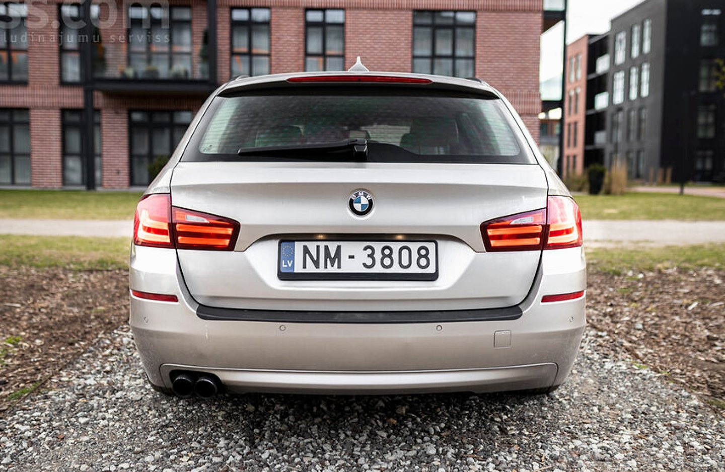 BMW 520 — foto 6