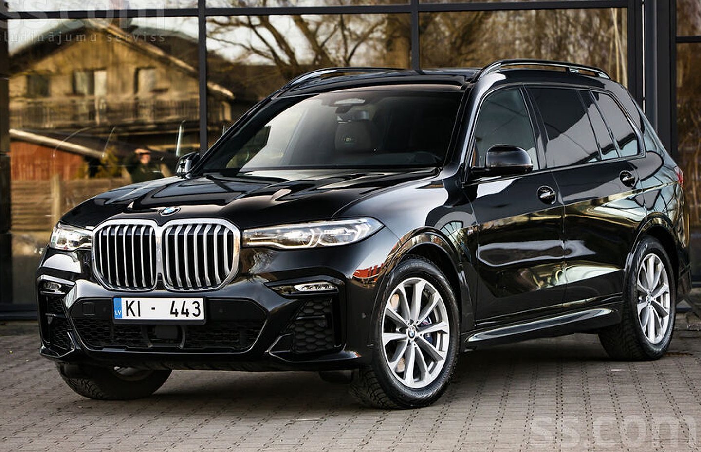 BMW X7 — foto 2
