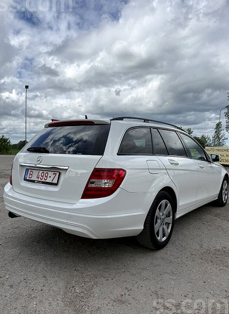 Mercedes-Benz C180 — foto 5