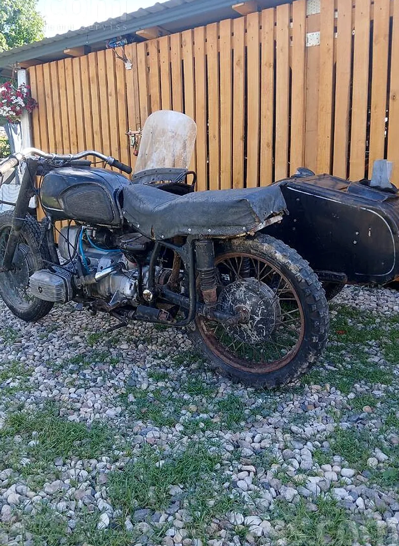 Dņepr Мт10-36, 1980. gads