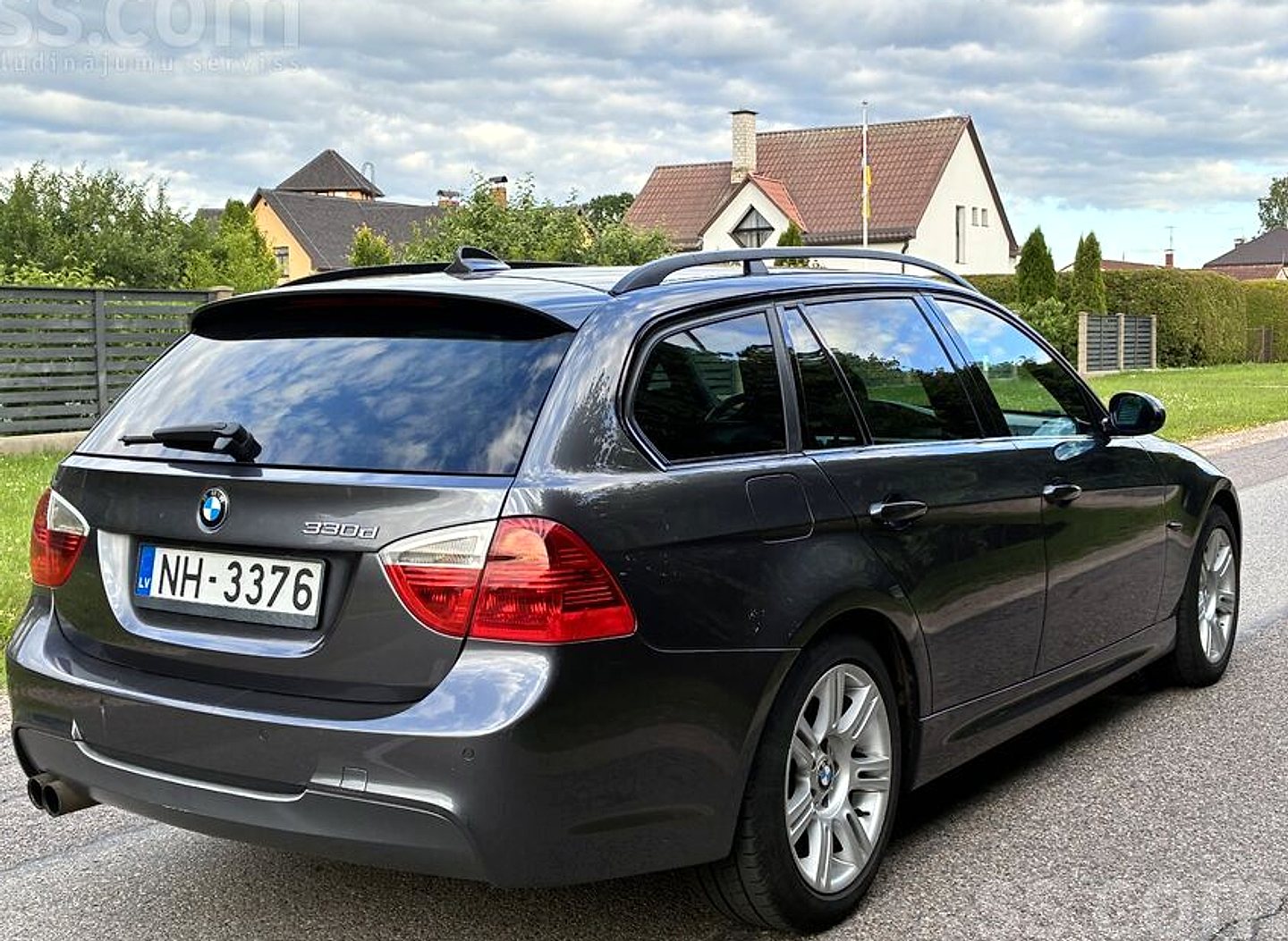 BMW 330 — foto 3