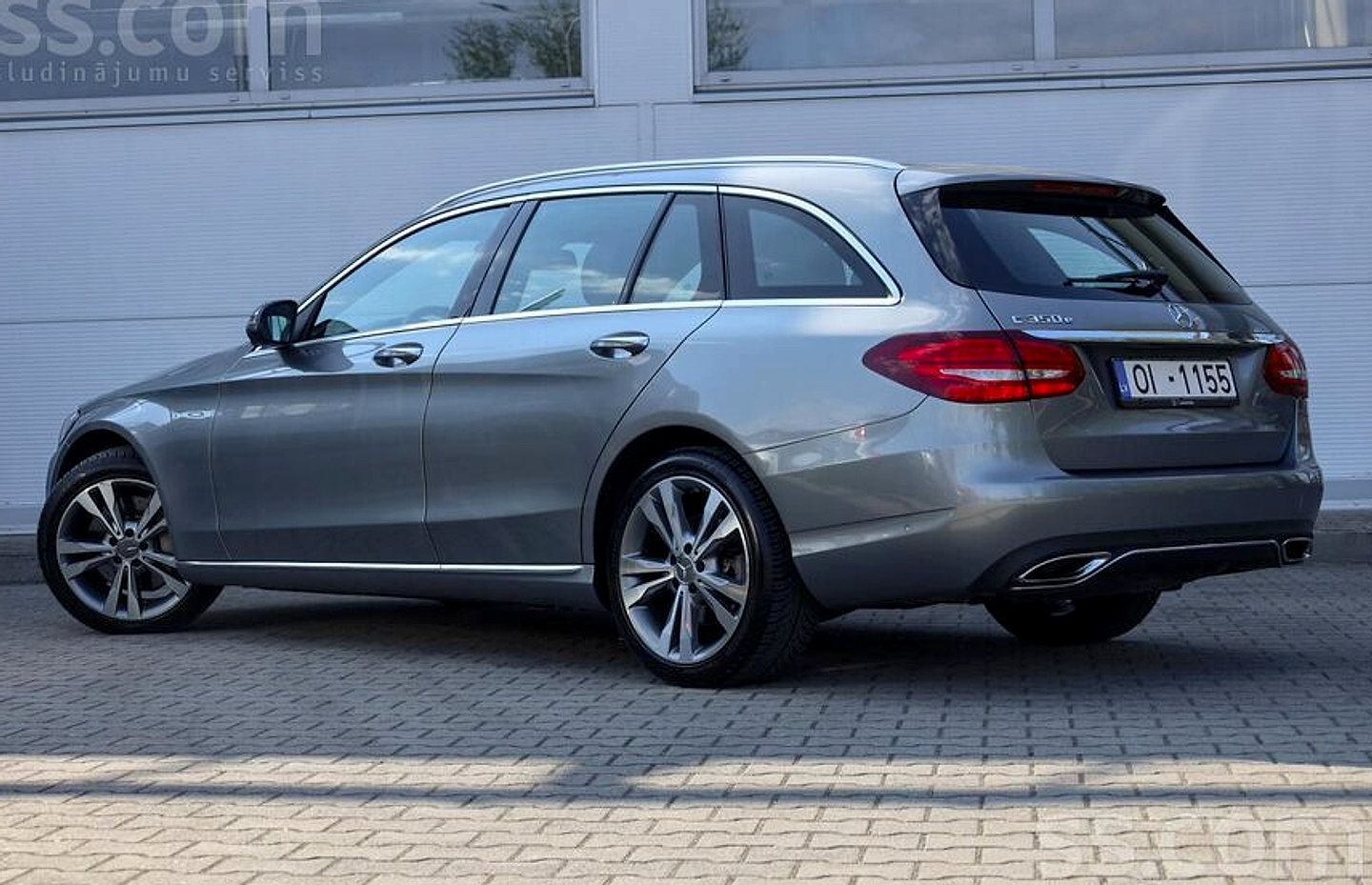 Mercedes-Benz C350 — foto 6