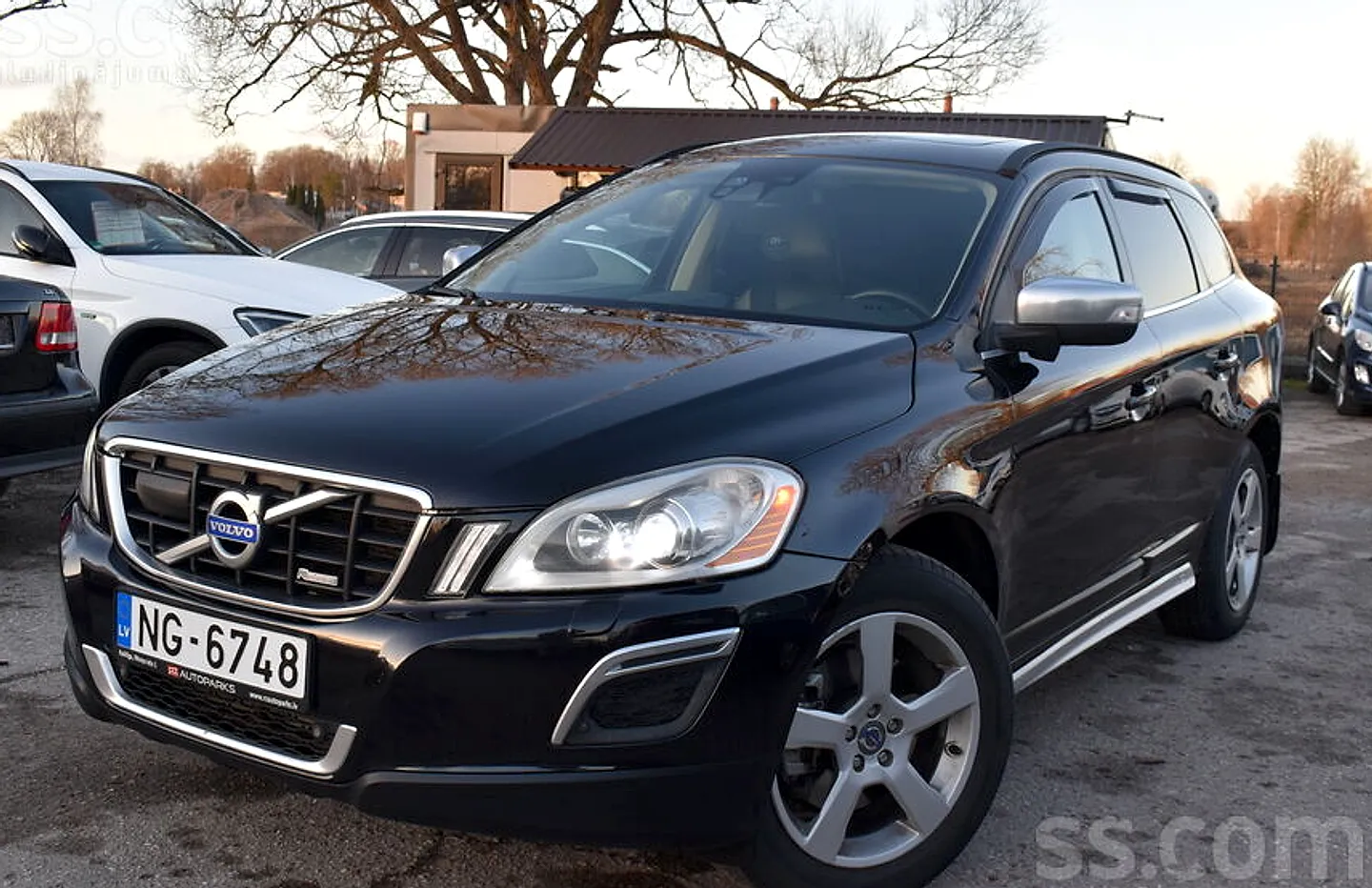 Volvo XC 60, 2010. gads