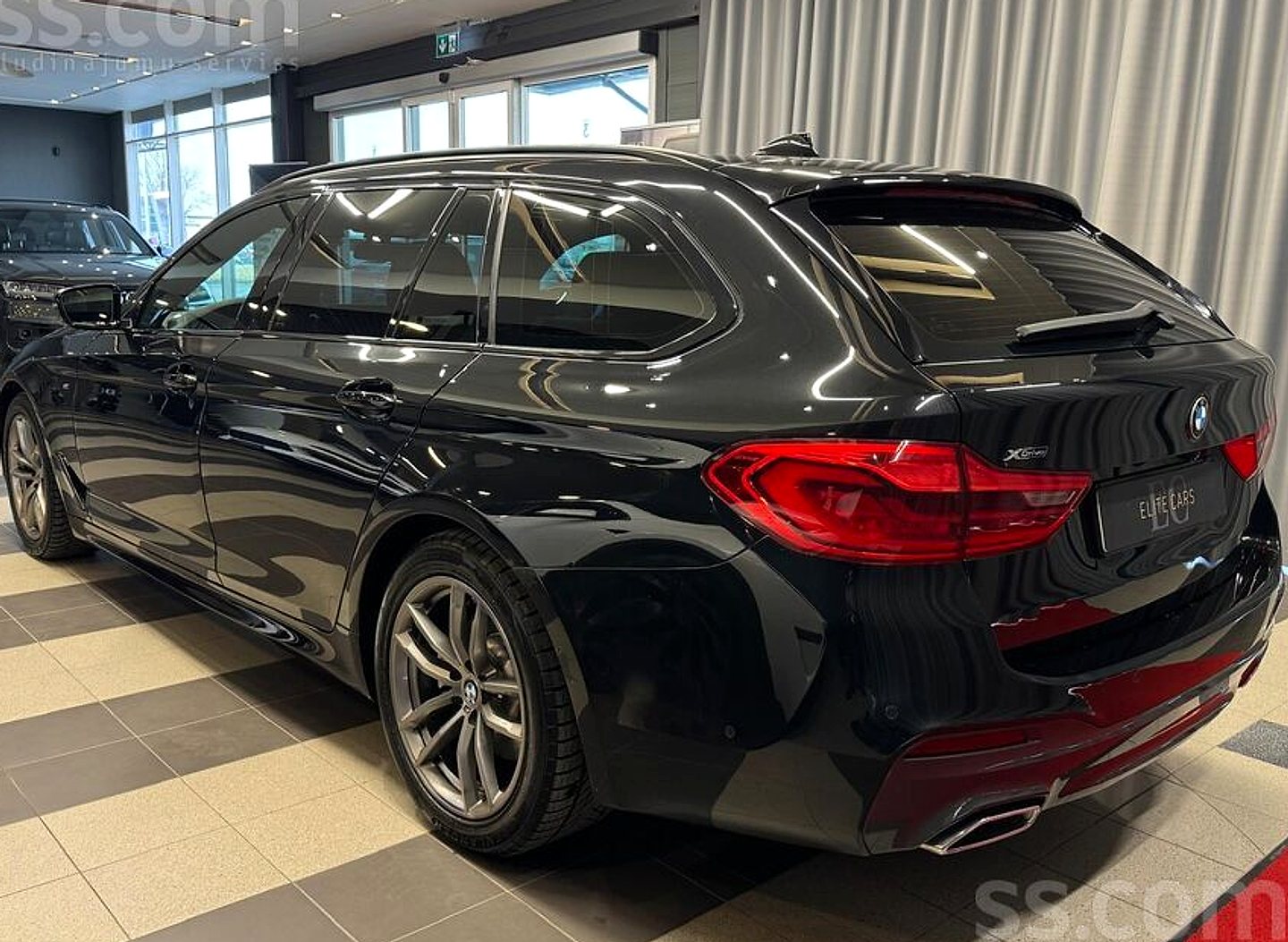 BMW 520 — foto 5