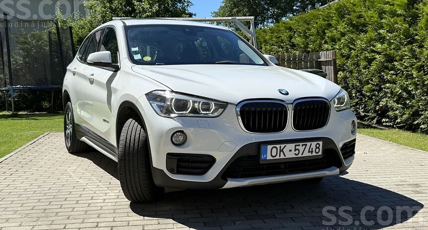 BMW X1 — foto 2