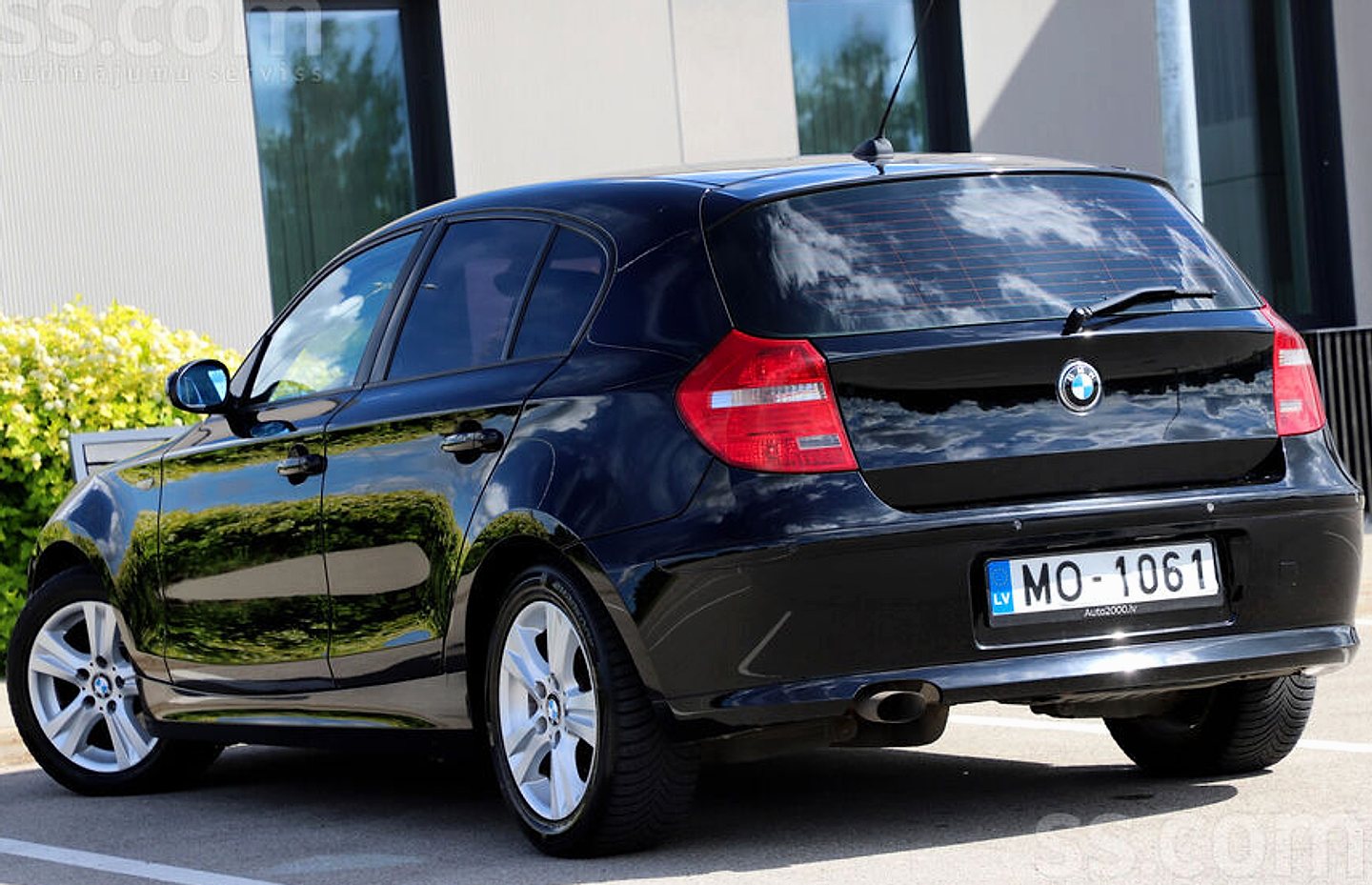BMW 118 — foto 5