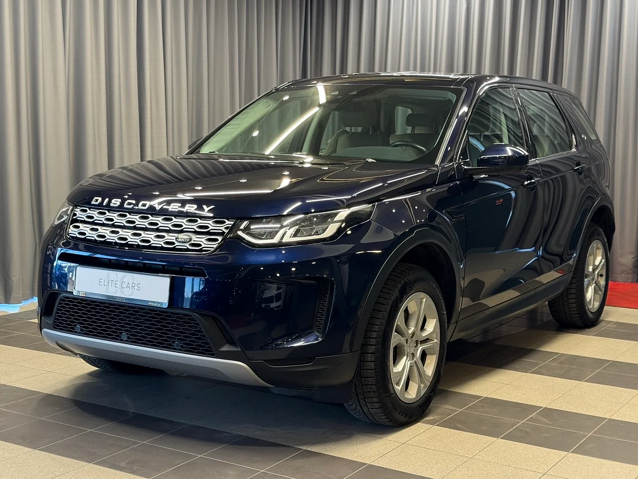 Land Rover Discovery Sport, 2020. gads