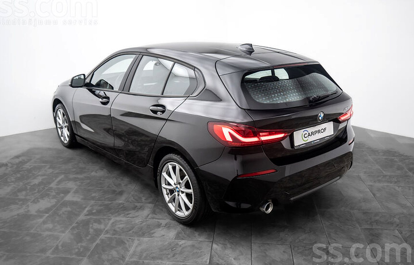 BMW 118 — foto 6