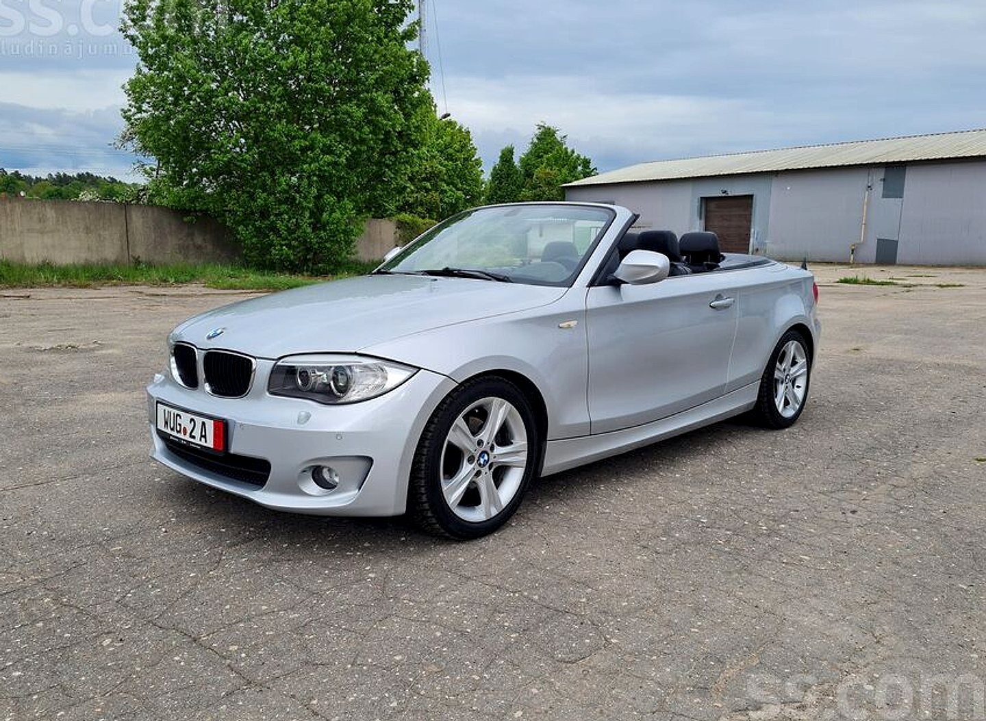 BMW 120