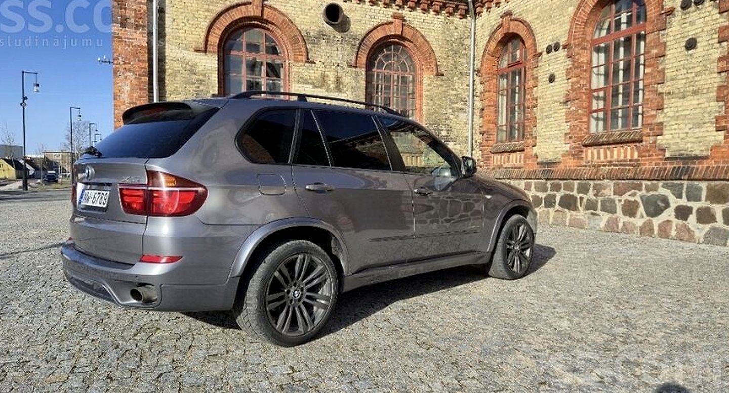 BMW X5 — foto 4