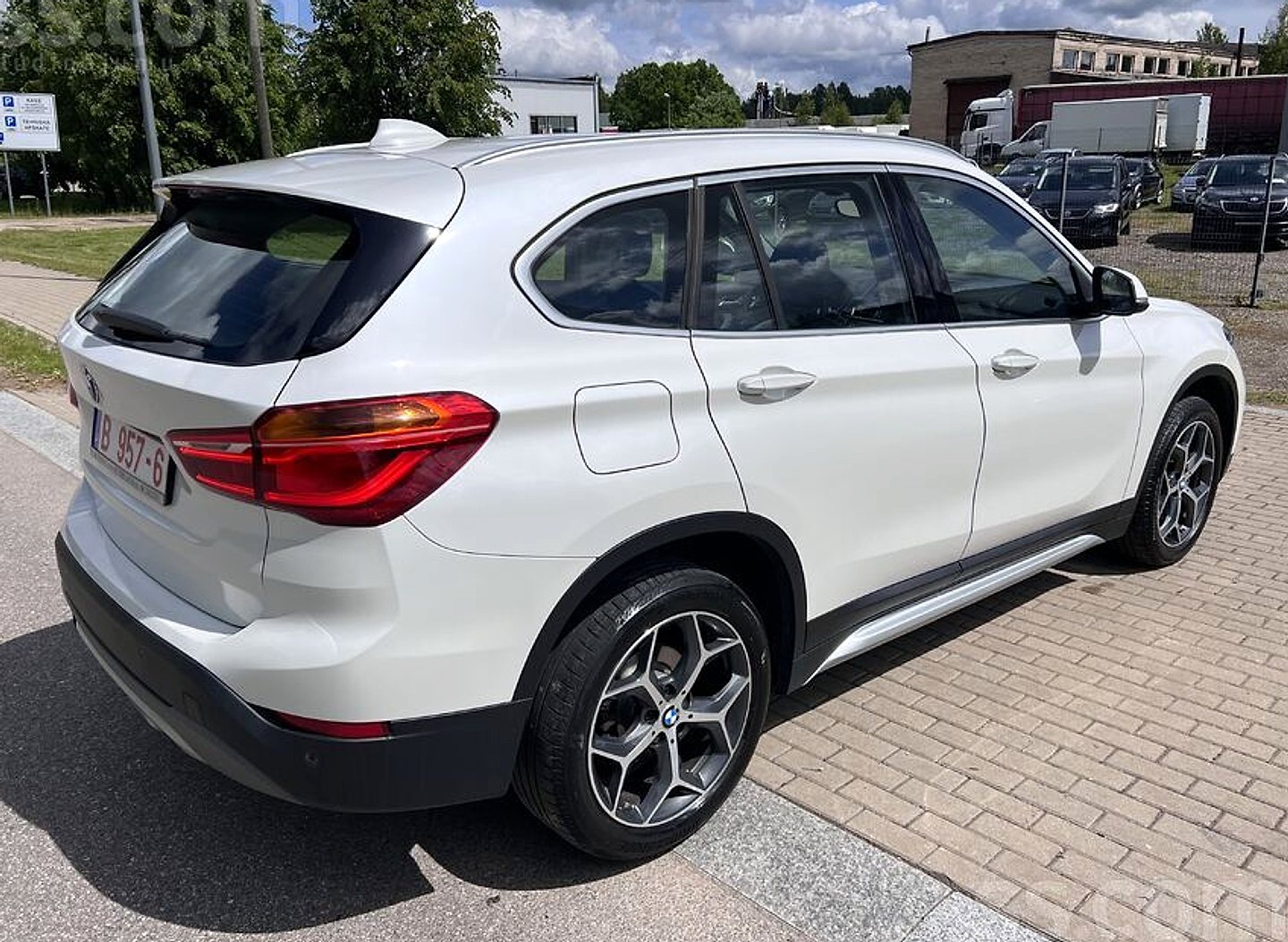 BMW X1 — foto 4