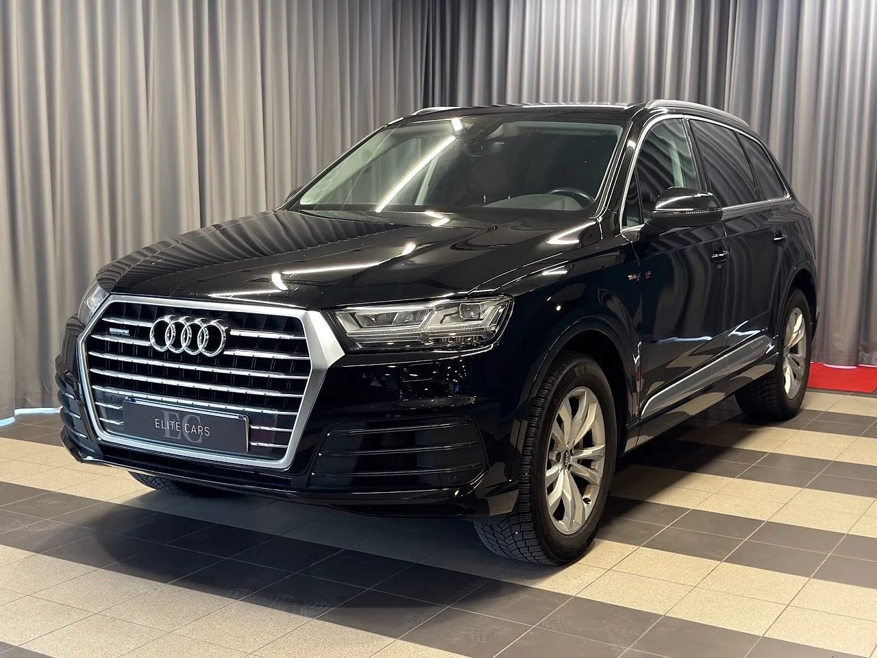 Audi Q7, 2019. gads