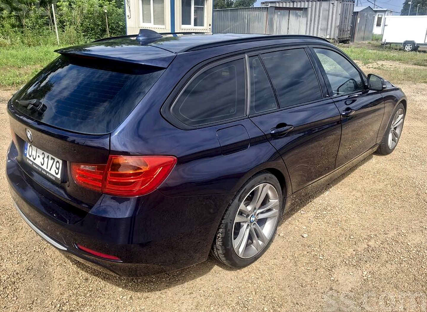 BMW 320 — foto 3
